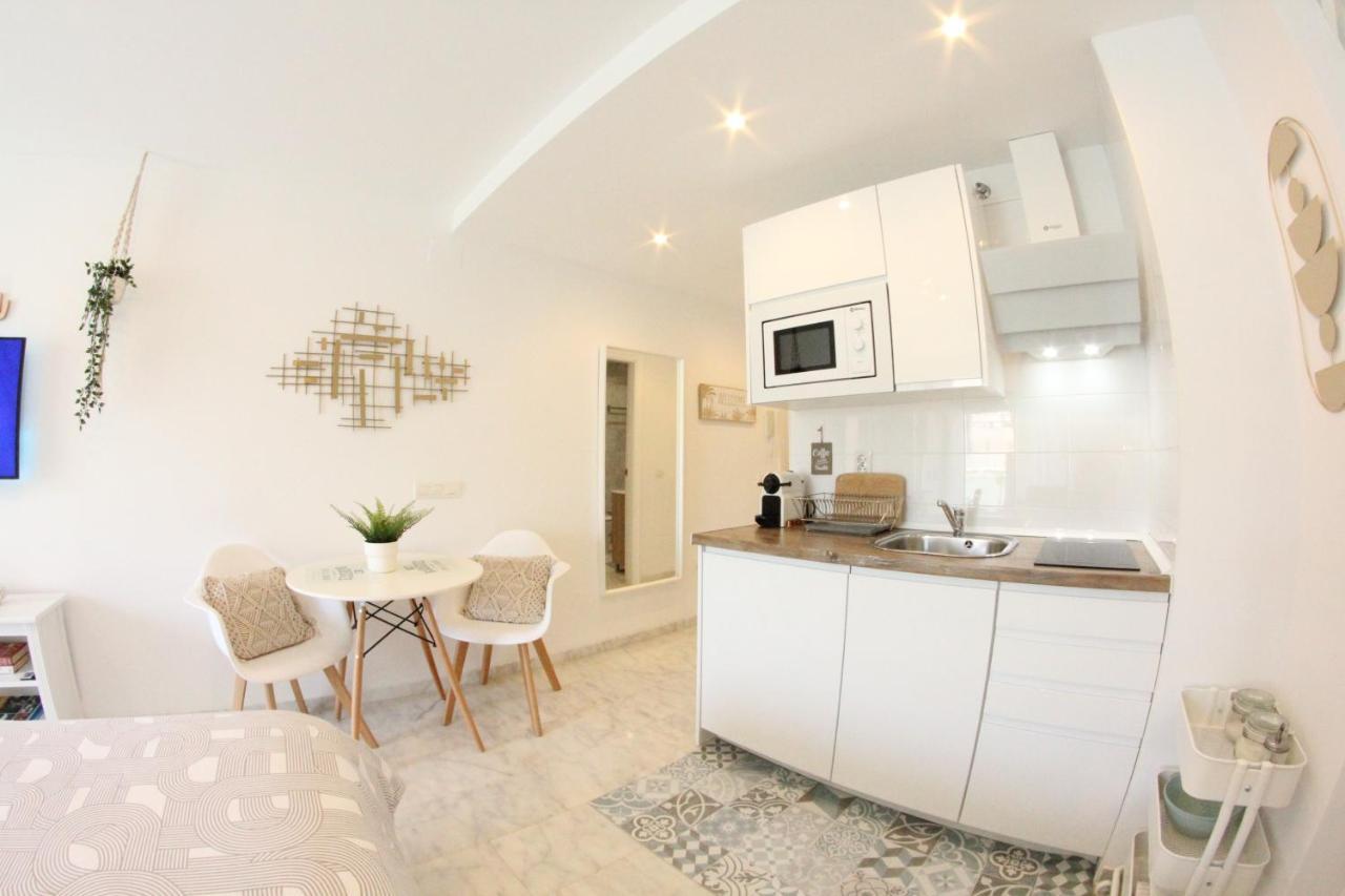 Torremolinos - New Central Studio Plata With Balcony Διαμέρισμα Εξωτερικό φωτογραφία