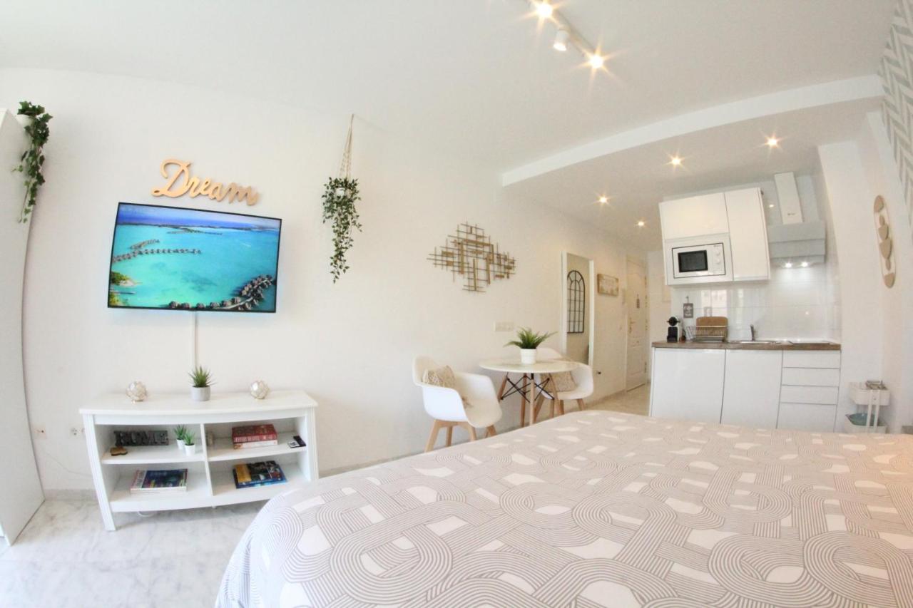 Torremolinos - New Central Studio Plata With Balcony Διαμέρισμα Εξωτερικό φωτογραφία